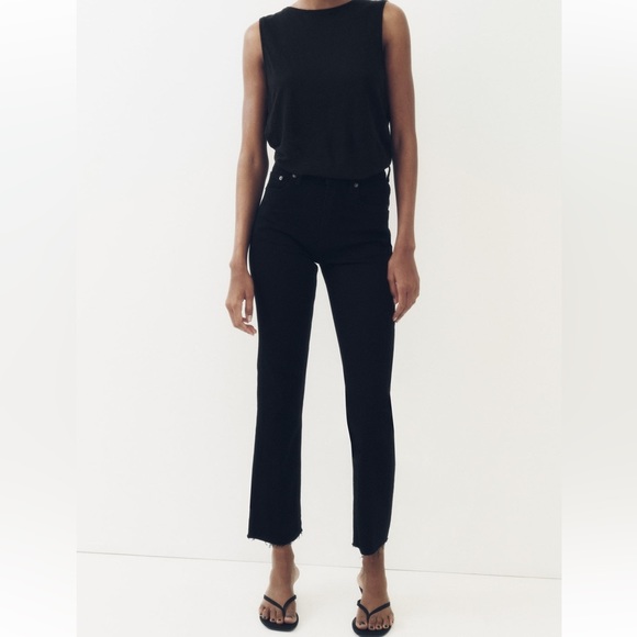 NEW HIGH-WAISTED CROPPED SLIM FIT JEANS - Picture 3 of 11